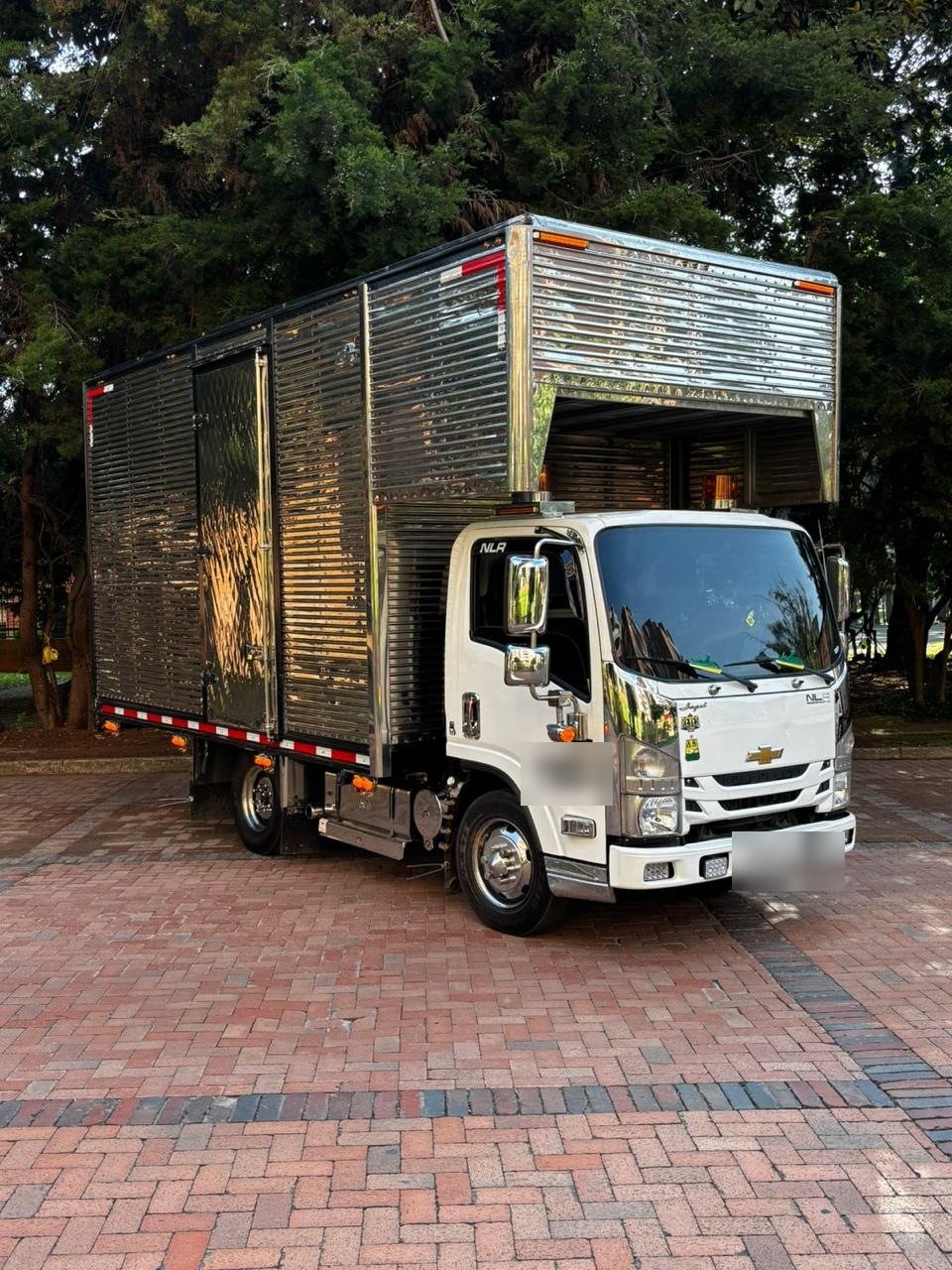 Camión de mudanzas de Global Karts